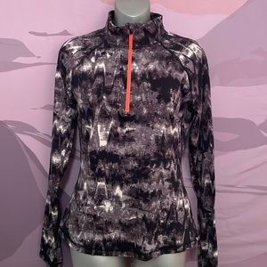 Forever 21 Active Long Sleeve with Thumb Finger Hole Workout Top